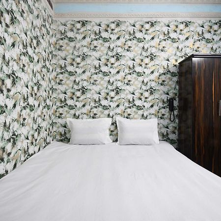 Hotel O Blue Cherry Guest House Calcutta Buitenkant foto